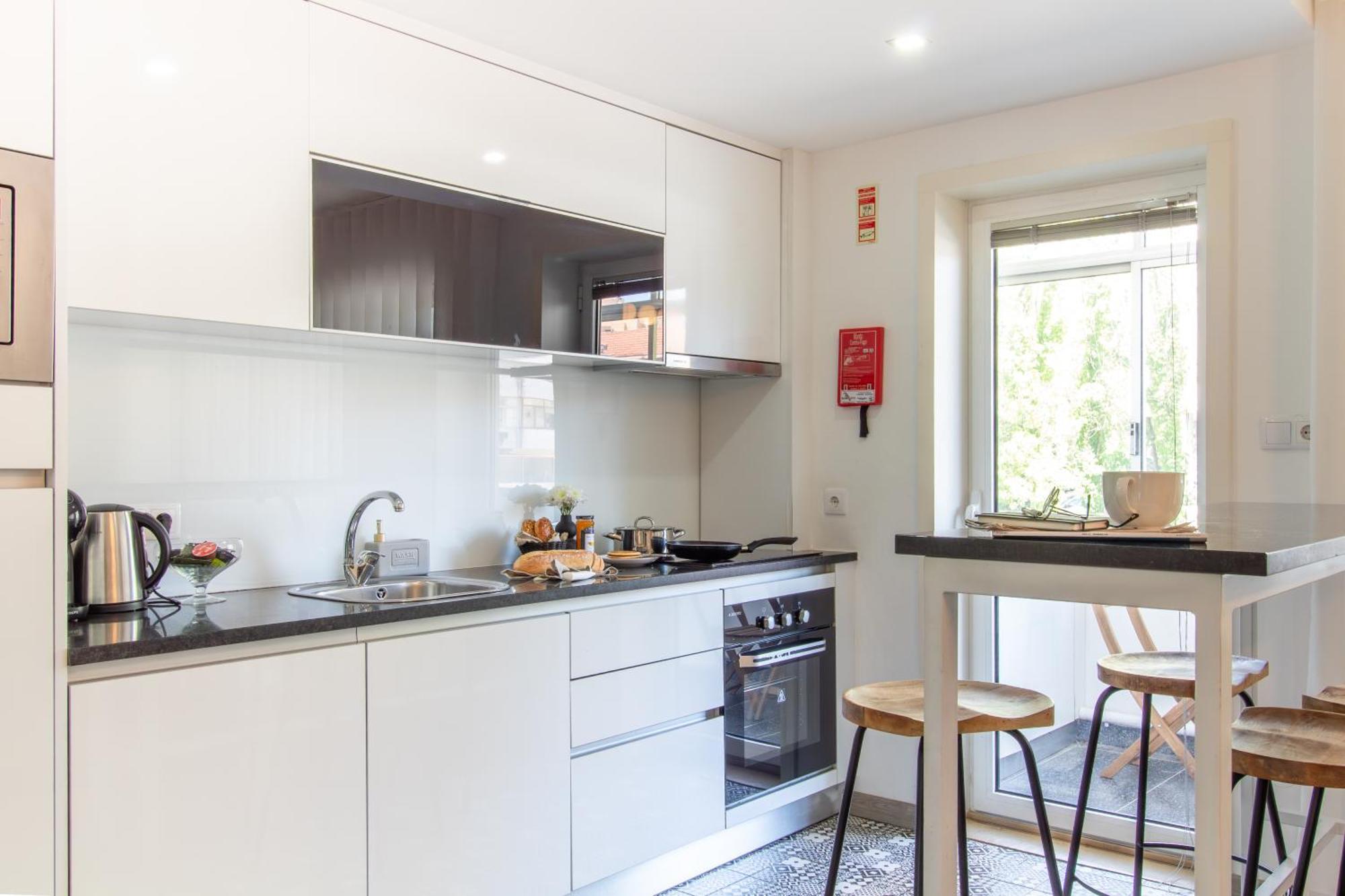 Lovelystay - Boavista Cozy Apartment Порто Екстериор снимка